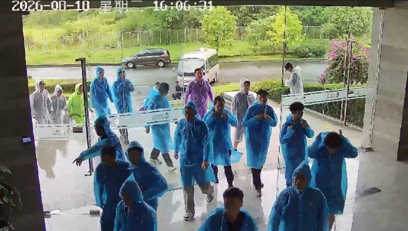 中国商战再现“抢公章”中国上市公司海特高新与其参股子公司海威华芯因控制权争夺爆发冲突
