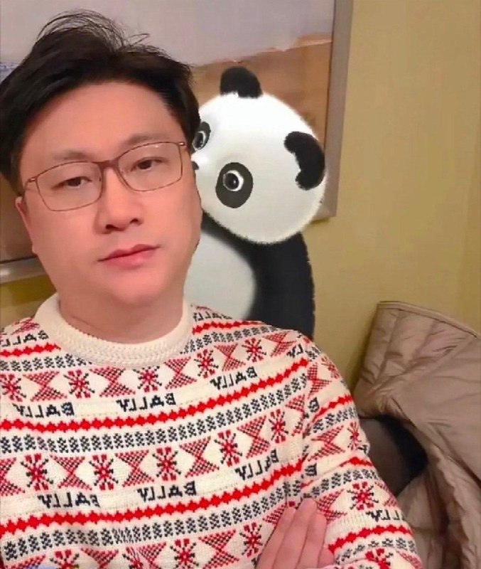 理记前一天否认被封号，次日微博账号被发现禁止关注10月13日，微博大V“理记”的账号被发现已禁止关注，平台提示其“因违反法律法规或《微博社区公约》被禁止关注”