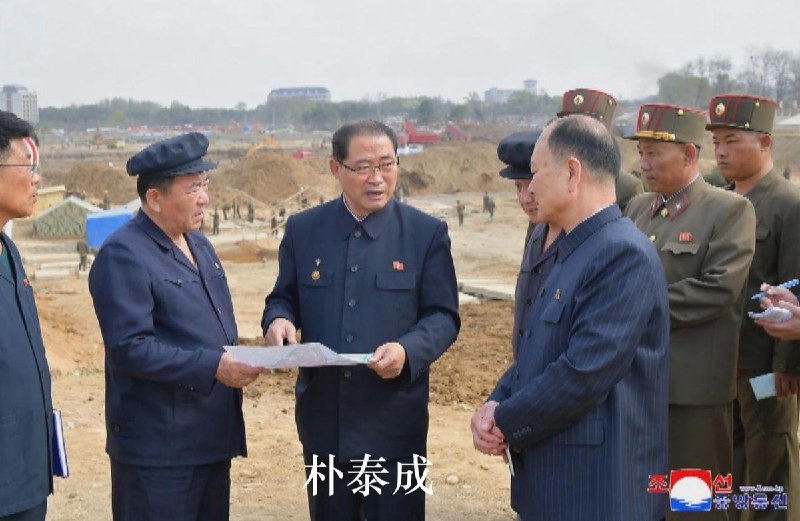 朝鲜党政代表团访华7月9日，据中国外交部公告，应中方邀请，朝鲜内阁总理朴泰成于7月10日至12日率朝鲜民主主义人民共和国党政代表团对中国进行正式访问