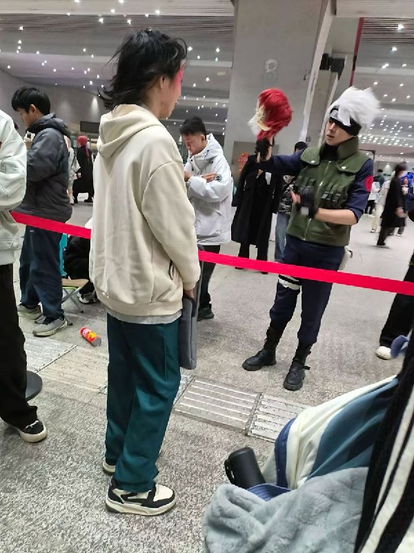 网友投稿：2月6日，成都世界线漫展再曝霸凌事件