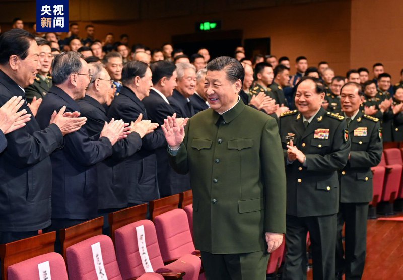 “2027年又会如何呢”2月6日，据国内媒体报道，习近平出席中央军委慰问驻京部队老干部迎新春文艺演出并观看演出，中央军委副主席张升民一同参加