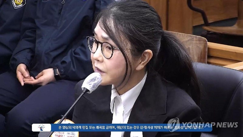5月15日，据韩联社报道，韩国前总统尹锡悦夫人金建希涉嫌“卖官鬻爵”案一审最后一场庭审15日进行，检方请求法院判处金建希有期徒刑7年零6个月